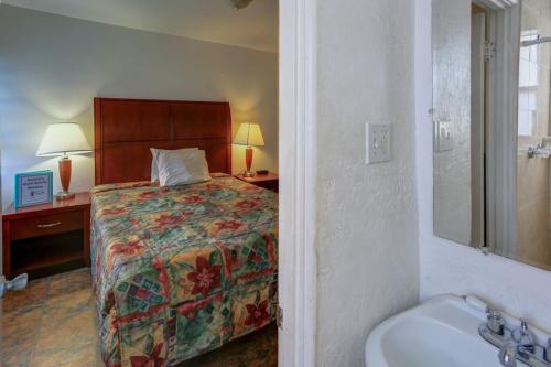 Richard's Hotel — photo 25 of 33